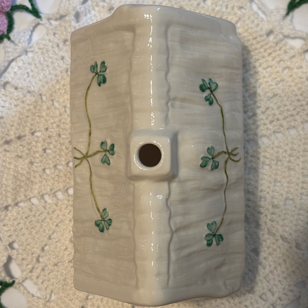 Belleek Vintage Dan Murphy’s Ceramic tea votive Cottage- great condition no box - Picture 6 of 6
